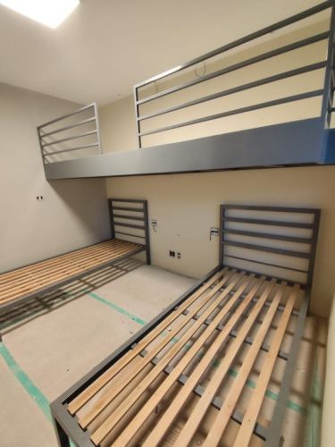 Cama suspensa casal padrão 188x138 758593