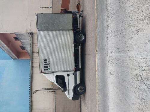 Caminhão de frete  781260