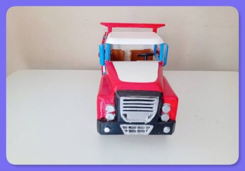 Caminhões De Brinquedo Em Madeira 743361