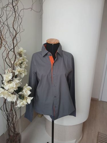Camisa com revel laranja  747022