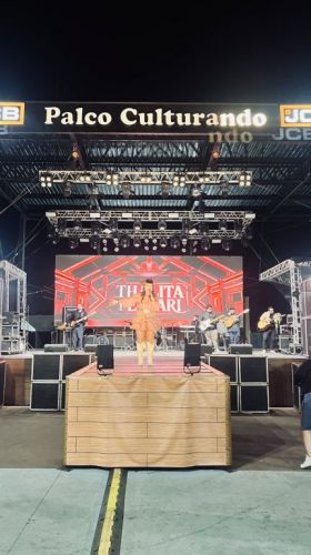 Cantora Sertaneja - Thalita Ferrari 786681