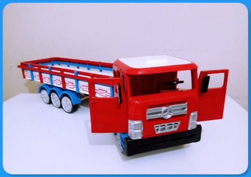 Carreta Trucada Grande De Brinquedo Em Madeira R$260  · Em estoque 743416