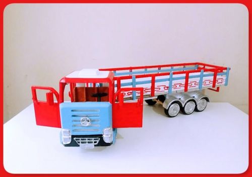 Carretona De Brinquedo Em Madeira 743397