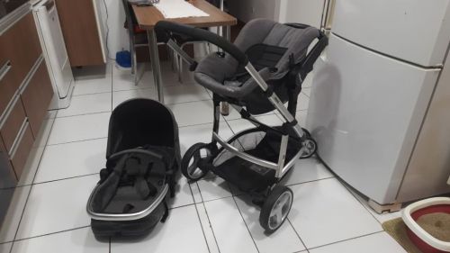 Carrinho de bebê Infanti Travel System Sky Trio Classic na cor cinza 778810 Carrinho de bebê Infanti Travel System Sky Trio Classic na cor cinza 778810