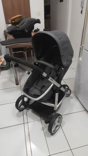 Carrinho de bebê Infanti Travel System Sky Trio Classic na cor cinza 778811 Carrinho de bebê Infanti Travel System Sky Trio Classic na cor cinza 778811