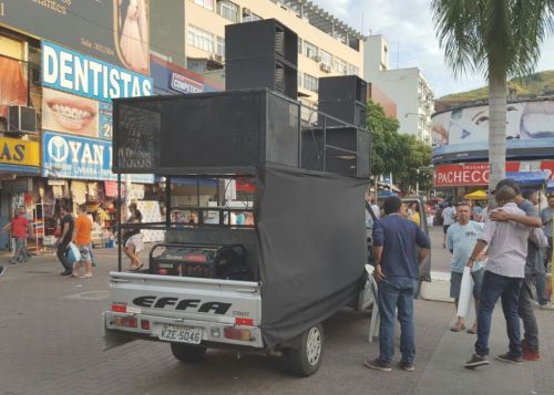 Carro de Som com palco para Eventos 230746