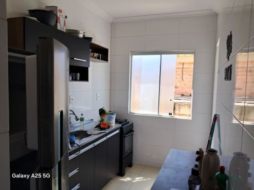 Casa 2 Quartos à venda 55m² - Parque Xangri La Metragem 55 m² Banheiros 1 Vaga 1 Características do imóvel55 m² Aceita animais Interfone 774135 Casa 2 Quartos à venda 55m² - Parque Xangri La Metragem 55 m² Banheiros 1 Vaga 1 Características do imóvel55 m² Aceita animais Interfone 774135