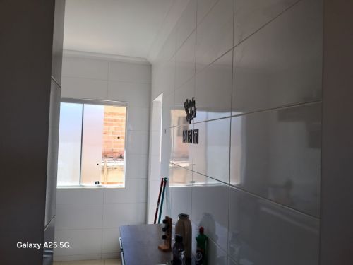 Casa 2 Quartos à venda 55m² - Parque Xangri La Metragem 55 m² Banheiros 1 Vaga 1 Características do imóvel55 m² Aceita animais Interfone 774136 Casa 2 Quartos à venda 55m² - Parque Xangri La Metragem 55 m² Banheiros 1 Vaga 1 Características do imóvel55 m² Aceita animais Interfone 774136