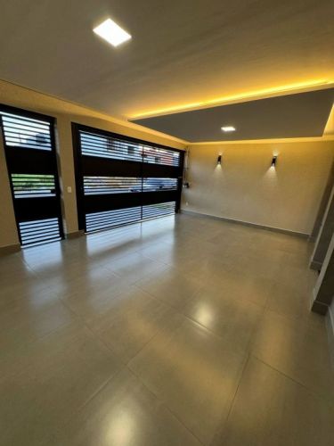 Casa á venda- 3 dormitórios sendo e suíte e com closet- Jd. Bom Sucesso- Indaiatuba-sp 745660