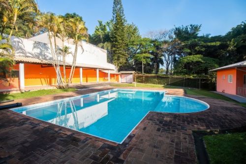 Casa à venda Chácaras da Represinha em Cotia 3.000m² 3 suítes 400m² área construída. 779401