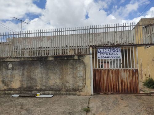casa a venda no centro de ceilândia 774911