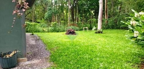 Casa com 03 quartos a venda em Araras- Petrópolisrj 778888