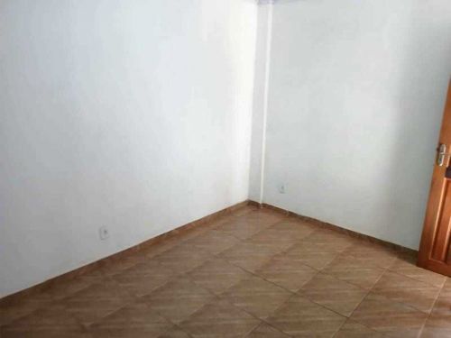 Casa com 04 quartos em Pedro do Rio = Petropolis=rj 785535