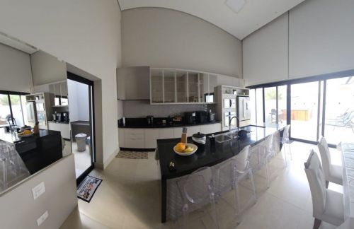 Casa com 3 dormitórios 3 suítes em condomínio Residencial Jardim Tipoli em Americana-sp. 770515