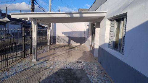 Casa Com 5 Quartos3 Banheiros2 Vagas Na Garagem Ou Mais. 746152