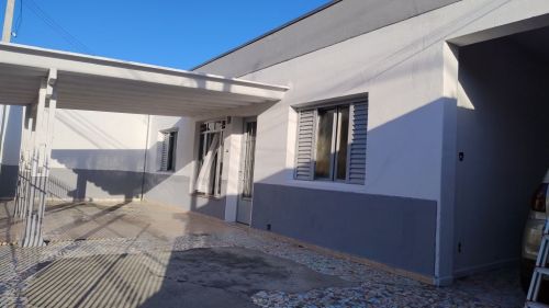 Casa Com 5 Quartos3 Banheiros2 Vagas Na Garagem Ou Mais. 746153