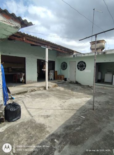 Casa Com 5 Quartos3 Banheiros2 Vagas Na Garagem Ou Mais. 746161