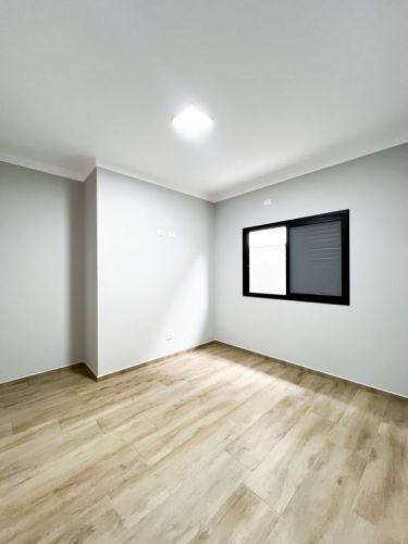 Casa Com Arquitetura Contemporanea 767914