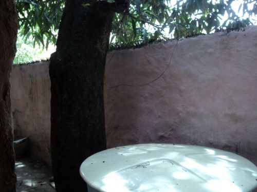 Casa Mobiliada Lajeada Gradeada com Quintal e Fruteira  772480