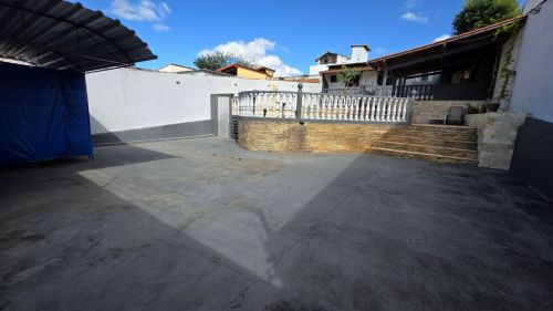 Casa na região da Pampulha more a menos de 1km da lagoa da Pampulha. Lote 360mt. Próximo a Lagoa e Av Portugal   Bairro Copacabana 774051