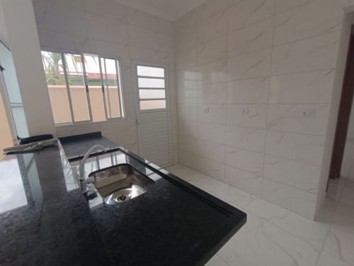 Casa nova com 2 quartos sendo uma suíte à venda em Itanhaém litoral sul de Sp 703794