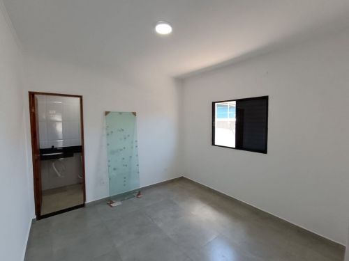 Casa nova em Itanhaém litoral sul do estado de Sp com 2 quartos sendo uma suíte e piscina em alvenaria 703901