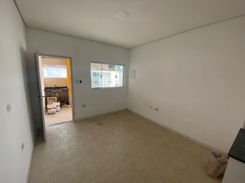 Casa nova pronta para morar no Balneário Samas em Mongaguá Com piscina e churrasqueira  689683