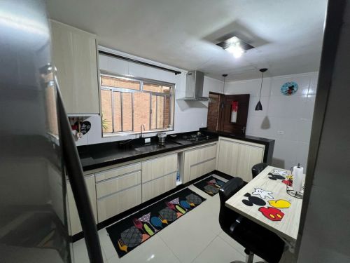 Casa reformada 3 dorm. 1 suíte 2 vgs. armários planejados no Parque Miami Santo André 770034 Casa reformada 3 dorm. 1 suíte 2 vgs. armários planejados no Parque Miami Santo André 770034