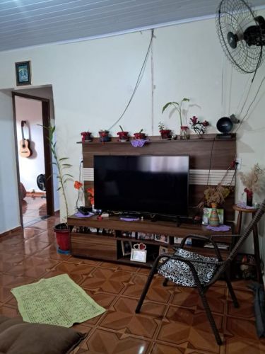 Casa Sabáudia Pr 95 metros 3 quartos rua são Mateus n 11  770458