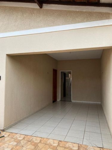 Casa Térrea Vila Real Com 02 Quartos  02 Banheiros  03 Vagas Garagem  Casa Fundos  03 Dormsuite Garagem 03 Carros 754661