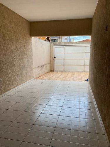 Casa Térrea Vila Real Com 02 Quartos  02 Banheiros  03 Vagas Garagem  Casa Fundos  03 Dormsuite Garagem 03 Carros 754662