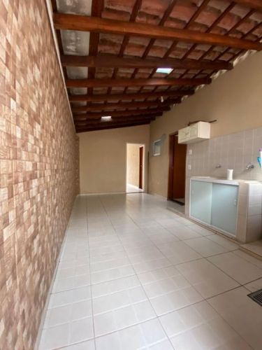 Casa Térrea Vila Real Com 02 Quartos  02 Banheiros  03 Vagas Garagem  Casa Fundos  03 Dormsuite Garagem 03 Carros 754663