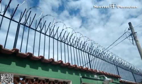 Cerca de arame concertina cercas para proteção de muros fornecimento e instalação em todo Rj  Rio. 494204