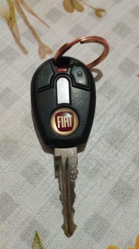 Chaveiro 24 horas abertura de auto e residência  762014