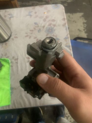 Chaveiro 24 horas abertura de auto e residência  762017