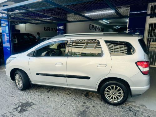Chevrolet Spin 1.8 Flex Advantage Automática 2015 744212