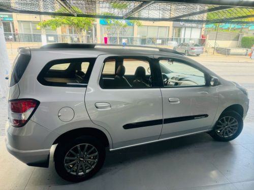 Chevrolet Spin 1.8 Flex Advantage Automática 2015 744215