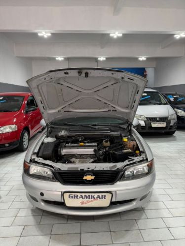 Chevrolet Vectra Gls 2.2 Automático 2000 772327
