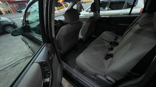 Chevrolet Zafira 2.0 Mpfi Expression 8v Flex 4p Automático 2010 765811