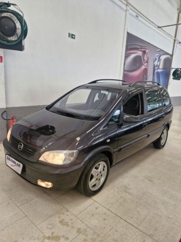 Chevrolet Zafira Cd 2.0 Gasolina 7 Lugares 2002 742118