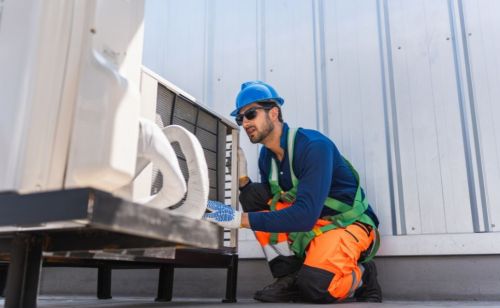 Climatização Industrial: Os 4 Melhores Equipamentos de 2026 777589 Climatização Industrial: Os 4 Melhores Equipamentos de 2026 777589