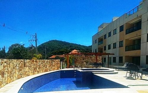 Cobertura com 03 quartos - Nogueira - Petrópolisrj 783786