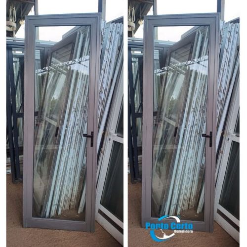 Compra de Materiais Usados portas janelas  701571