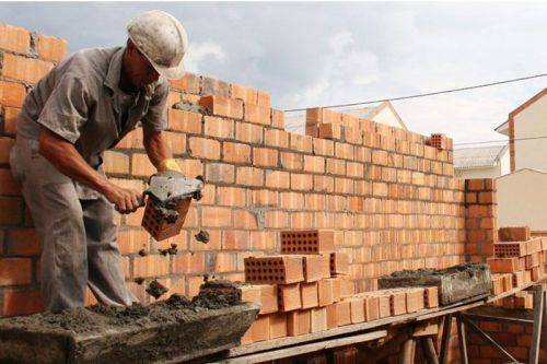 construção de casas do inicio ao final. 758649