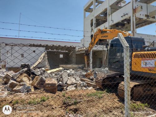 Demolidora Ferreira Lima - Demolição e Locação De Máquinas Para Terraplenagem 654198