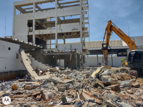 Demolidora Ferreira Lima - Demolição e Locação De Máquinas Para Terraplenagem 654199