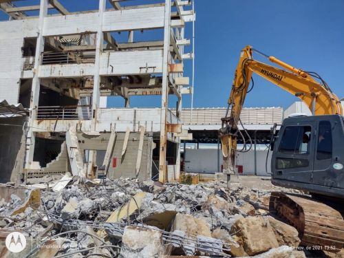 Demolidora Ferreira Lima - Demolição e Locação De Máquinas Para Terraplenagem 758962