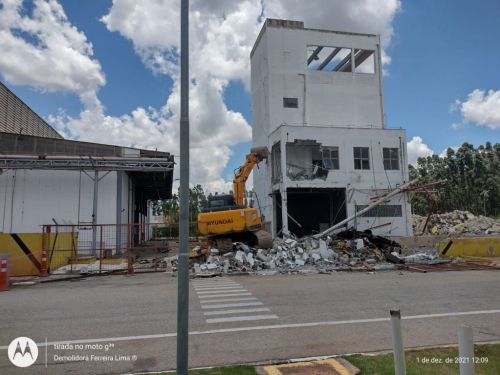 Demolidora Ferreira Lima - Demolição e Locação De Máquinas Para Terraplenagem 758964