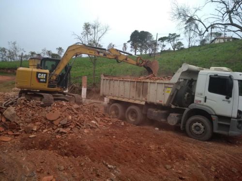 Demolidora Ouro Preto - especialista em demolições seguras e eficientes 695780