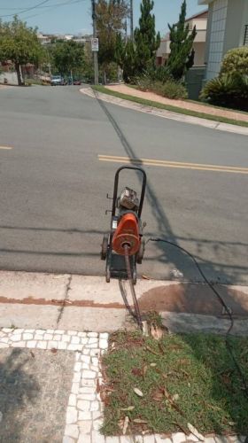 Desentupidora de Cano Entupido no Jardim Nova Europa em Campinas - Desentupidora no Jardim Nova Europa  784863